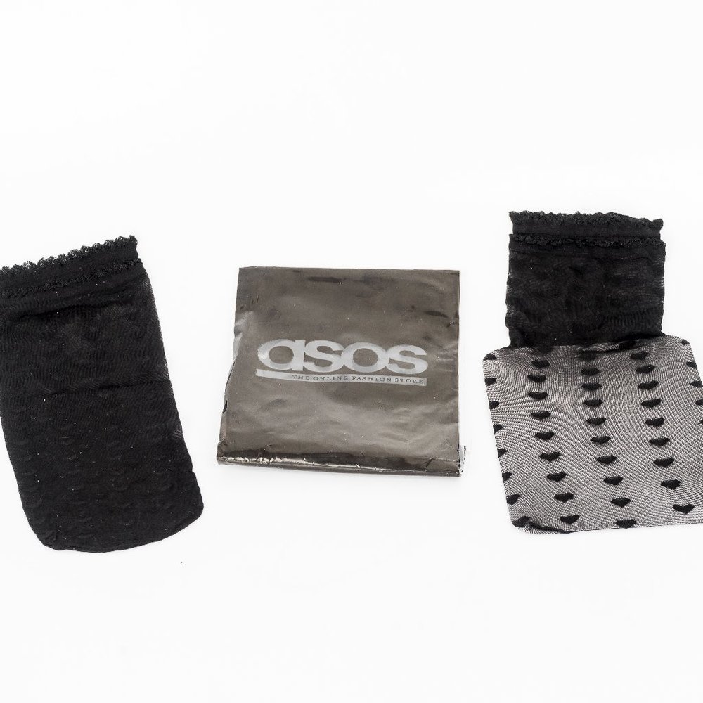 NIB ❤️ASOS nylon heart socks